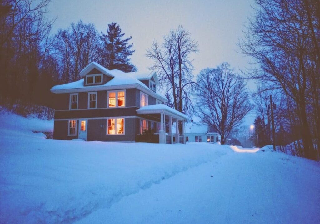 heat pump blowing cold air in klamath falls or